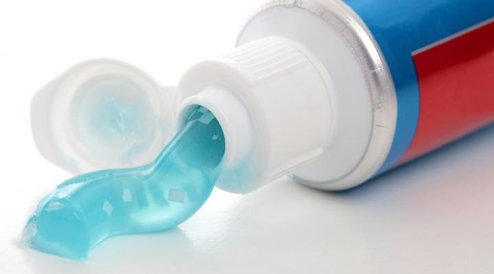 We know that toothpaste helps our teeth shine, but what else can it clean? Here are 5 of our favorite cleaning hacks.