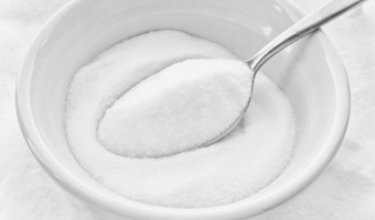 Sweetening your coffee isn’t as straightforward as a spoonful of sugar anymore. The details on the popular alternatives xylitol and stevia: